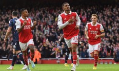 开云足球直播-切尔西主场大胜伯恩茅斯，豪取六连胜