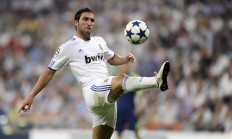 开云在线直播-季后赛抢七之夜，本泽马惊艳四座