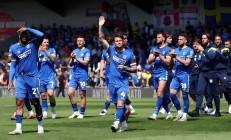 开云体育官方网站-博尔顿客场战胜诺里奇，取得保级关键胜利的简单介绍