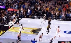 开云体育中国-勇士再遭三连败，库里神奇绝杀无效