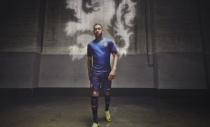 开云下载-黄潜奇遇记，当若日尼奥的魔法，点亮了伊拉克的星空