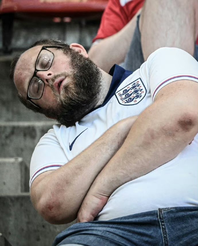 斯洛文尼亚队取得关键胜利，队心高涨的简单介绍