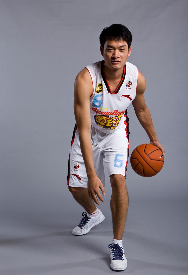 波洛尼斯球员勤加训练，期待好成绩