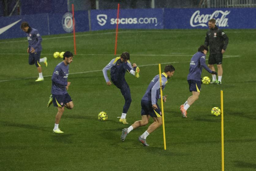 球队训练备战情况，战术推演