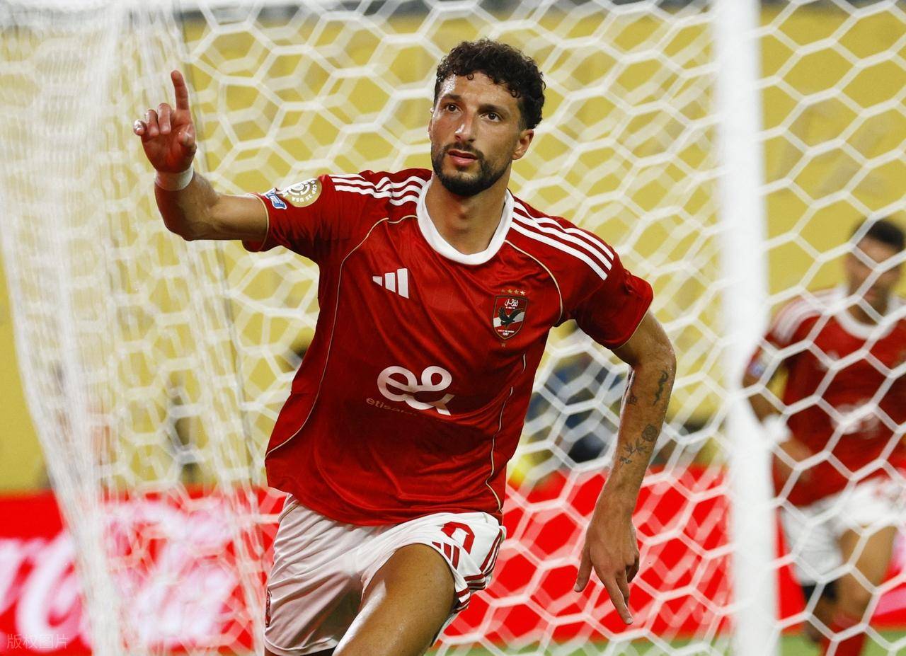 巴勒斯坦足球队队长感谢球迷支持