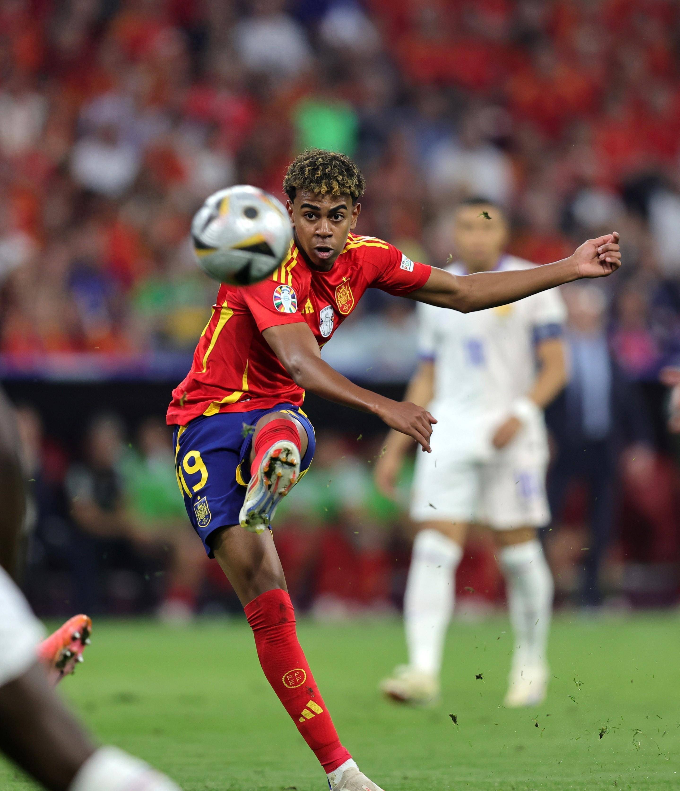 欧国联比赛球队备战状态火热，积极备战的简单介绍