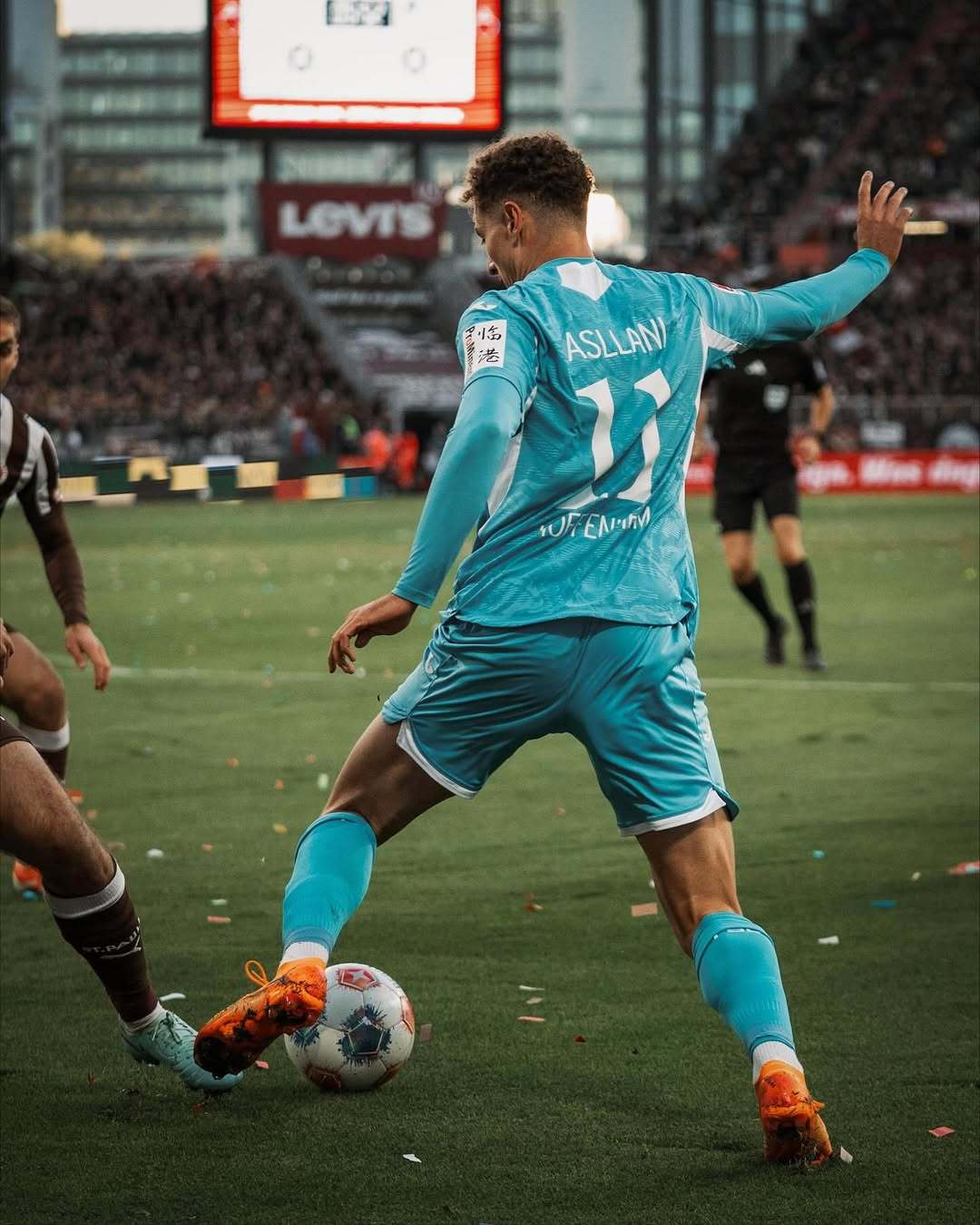 巴塞罗那强势补强,成为欧洲豪门的简单介绍 巴塞罗那强势补强,成为欧洲豪门的简单介绍