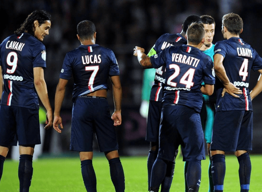 包含里昂球员赛后受伤，下轮或将缺阵的词条