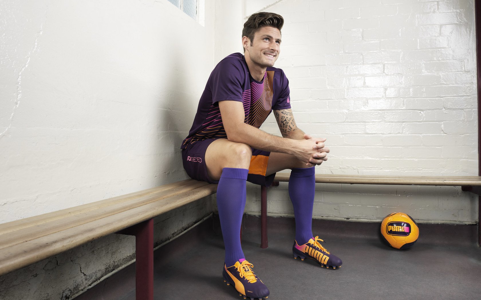 当传奇接管夜晚,苏亚雷斯欧冠封神,里昂末节风暴撕裂马德里竞技