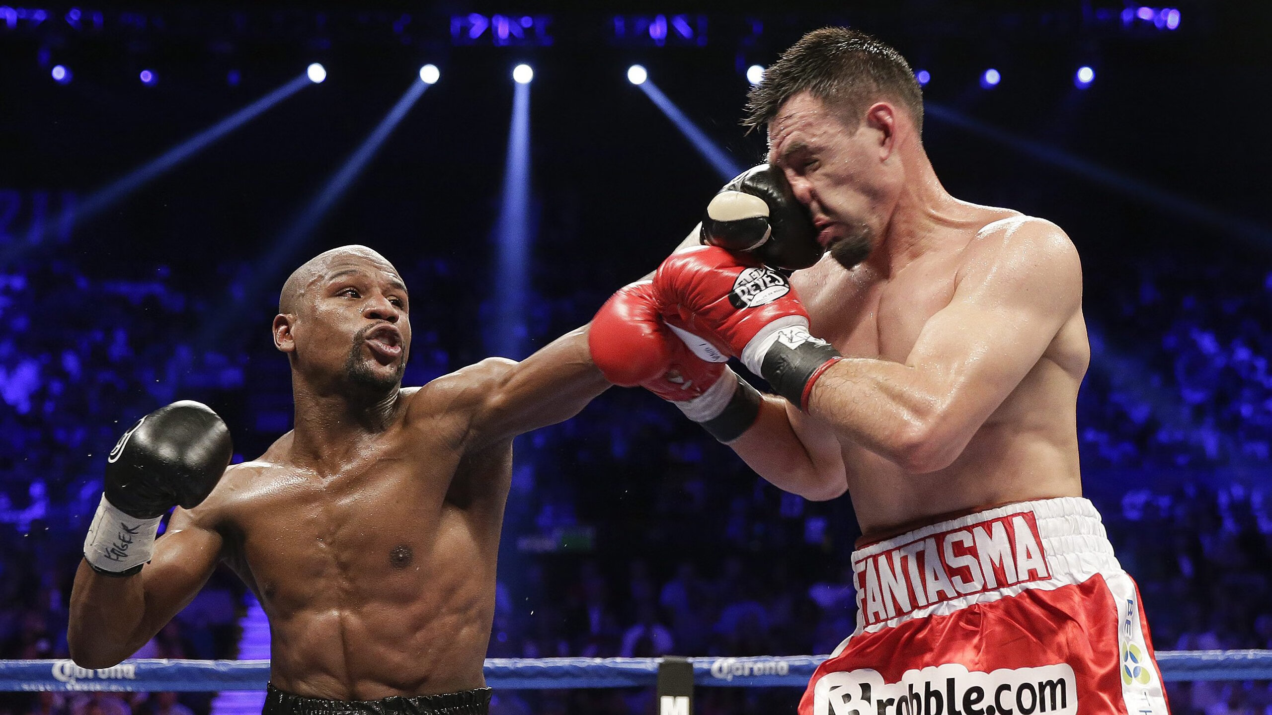 赛道上的亚洲之光，F1新赛季揭幕战之夜，孙兴慜成为全场焦点